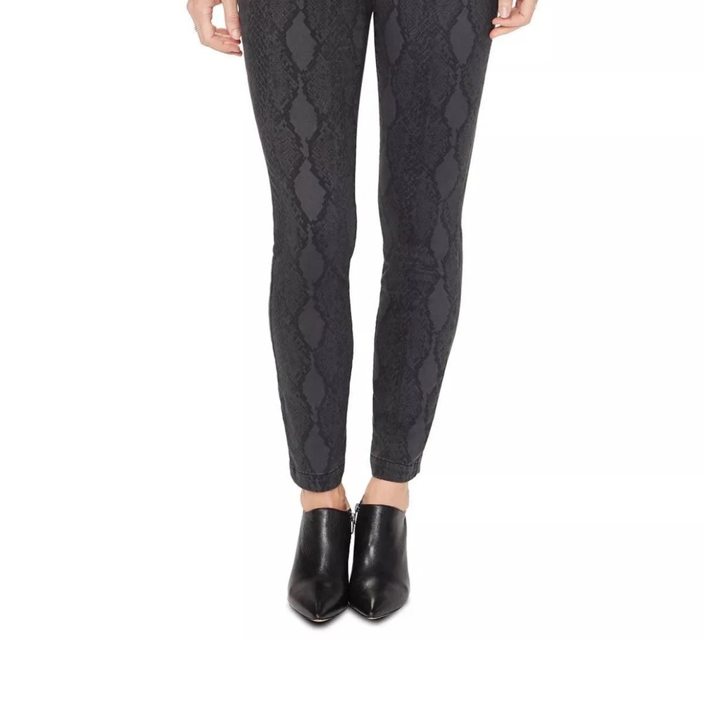 EUC NYDJ WOMANS SKINNY JEANS